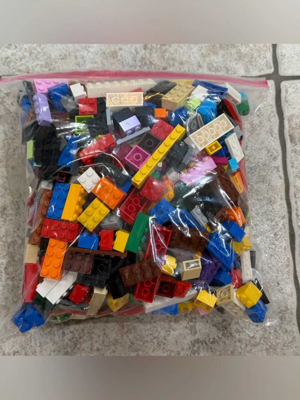 Gallon Bag of assorted Lego’s 2.24 lbs